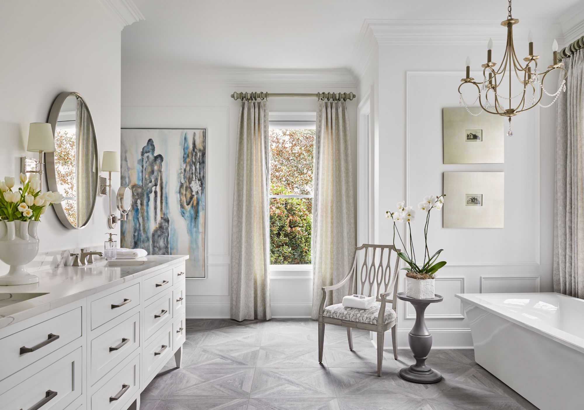 Dress Up Your Guest Bathroom With These Tips
